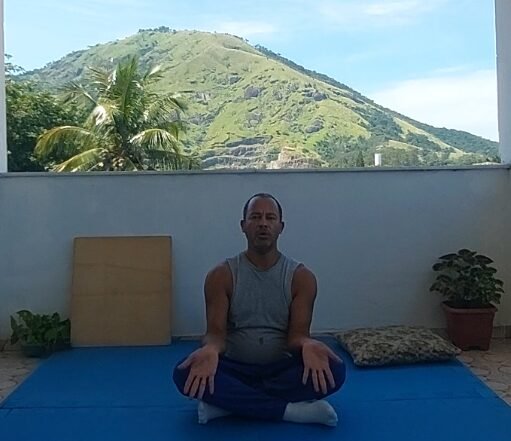 yoga-pawanmuktasanas-cjhygino-arqueiro-taoista-aulas-online-presencial