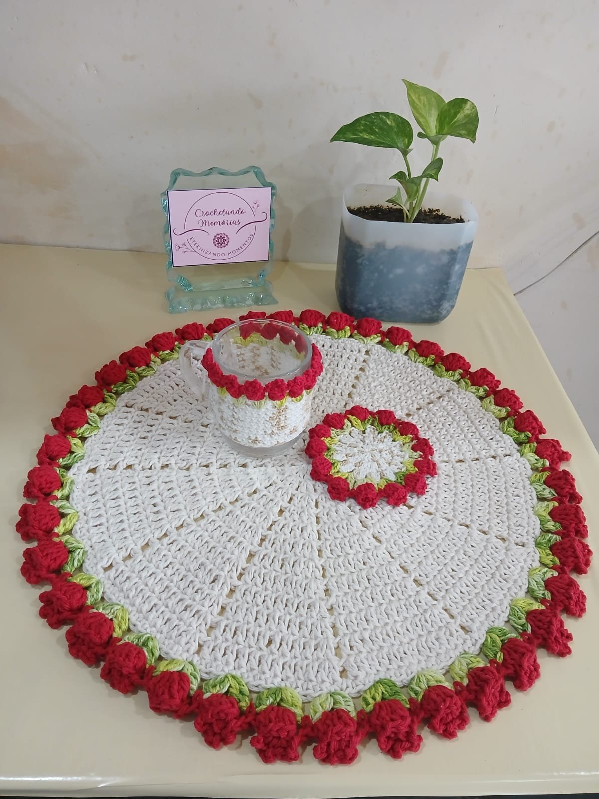 crochetando-memorias-sousplat-croche-artesanal-porta-xicara